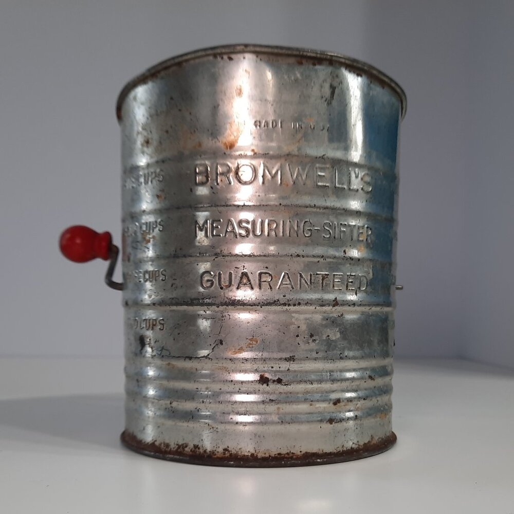 Vintage Bromwell's 5 Cup Flour Sifter Crank Handle Farmhouse Kitchen Tool